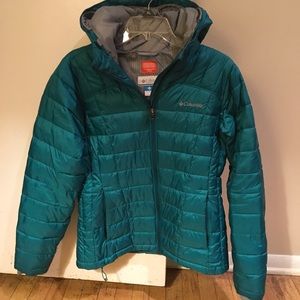 Columbia puffy jacket